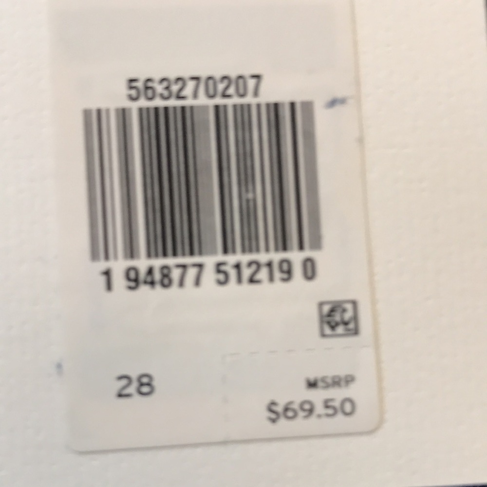 NWT 501 Levi’s high rise short, MSRP $69.50 - Picture 14 of 16